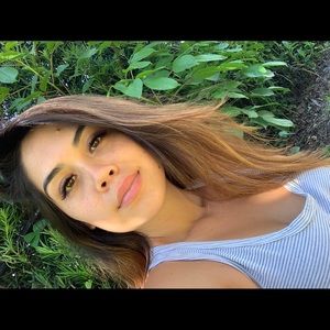 Meet your Posher, Shelly